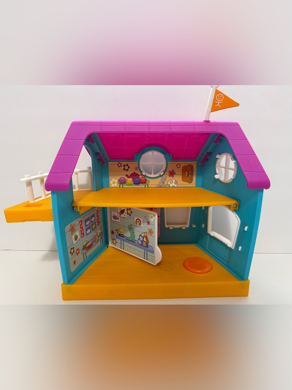 Hasbro interactive Peppa Pig Clubhouse - clubhouse only